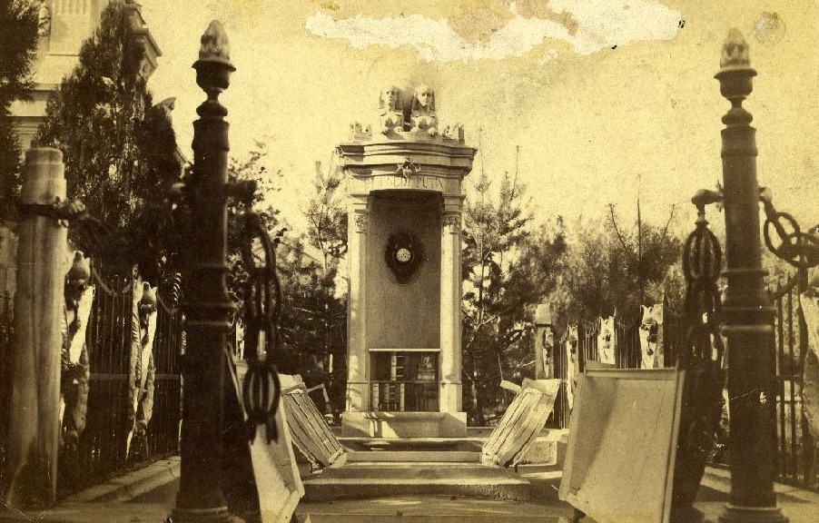 plimbare in cimitirul Bellu monument Iulia Hasdeu