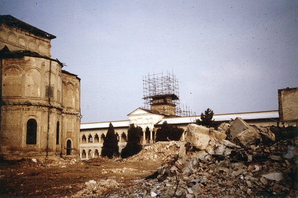 demolarea Mănăstirii Văcărești
