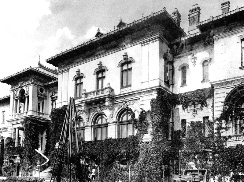 Palatul Cotroceni a fost sediul Palatului Pionierilor între 1949 și 1976 Sursa: Wikipedia