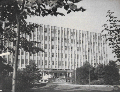 Bucureștiul în anul 1968 policlinica Vitan 