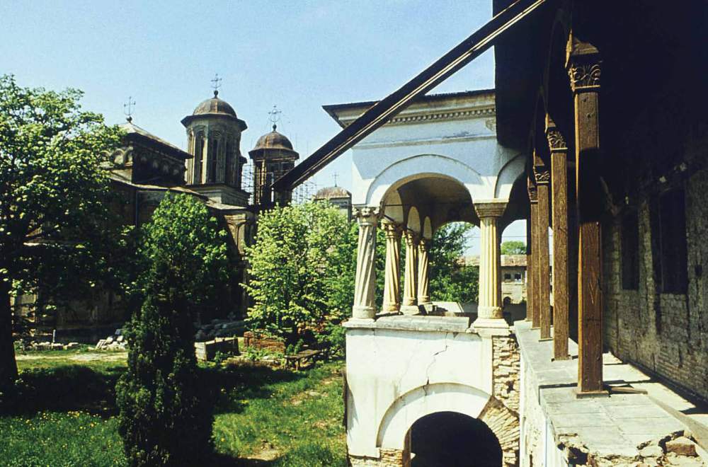 Casa Domnească Mănăstirea Văcărești Piața Sudului